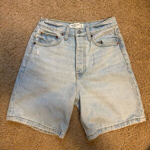 Abercrombie 7” Dad Shorts
